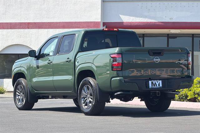 New 2026 Nissan Frontier SV w/ Tow Package AWD/4WD image 6