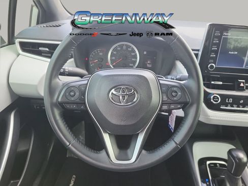 Used 2020 Toyota Corolla SE image 26