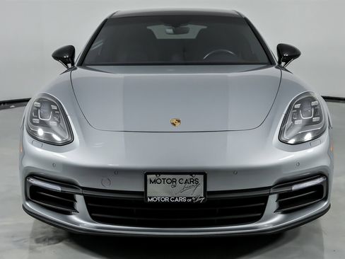 Used 2018 Porsche Panamera 4S image 5