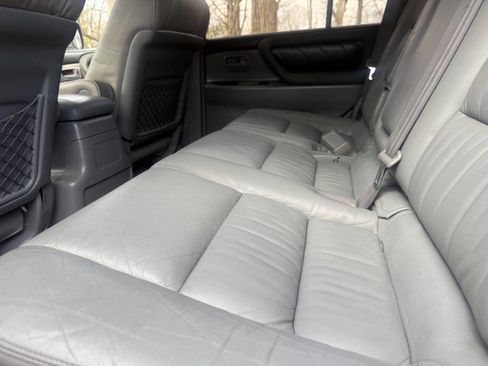 Used 2002 Toyota Land Cruiser image 72