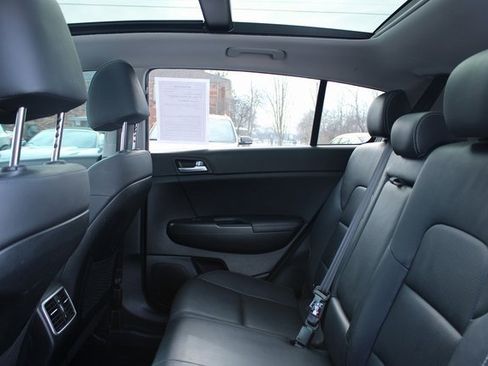 Used 2017 Kia Sportage EX w/ EX Technology Package image 33