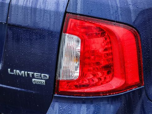 Used 2011 Ford Edge Limited w/ 302A Rapid Spec Order Code image 10