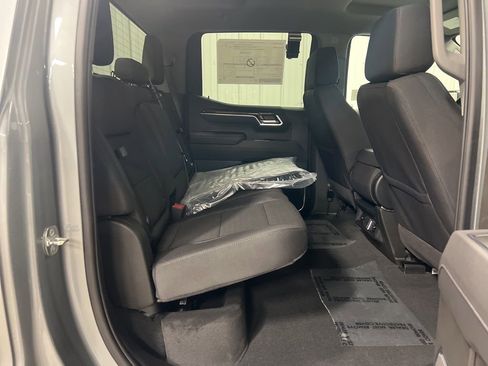 New 2026 GMC Sierra 1500 Elevation image 11