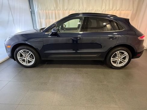 Used 2023 Porsche Macan AWD/4WD image 2
