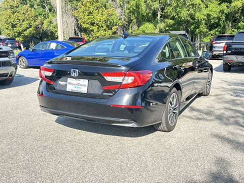 Used 2022 Honda Accord Hybrid image 6