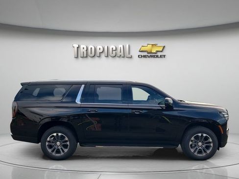 New 2026 Chevrolet Suburban LT w/ Comfort Package RWD image 6