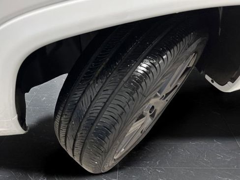 Used 2024 Jeep Compass Limited w/ High Altitude Package image 37