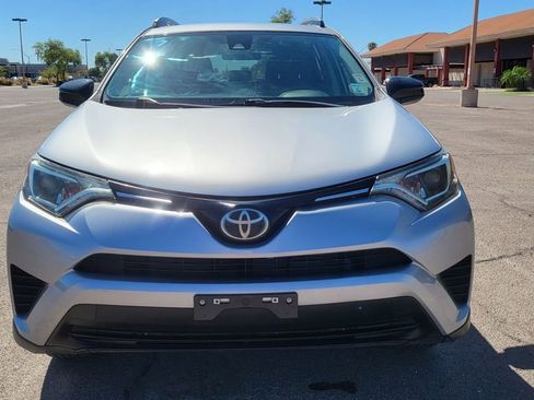 Used 2017 Toyota RAV4 LE image 3
