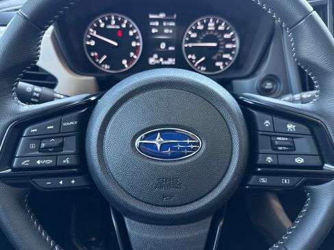 Used 2025 Subaru Forester Premium AWD/4WD image 28