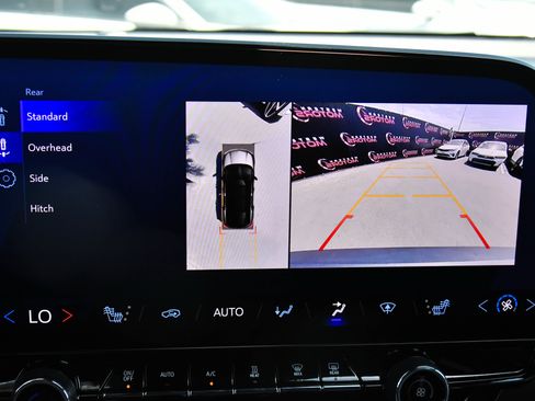 Used 2024 Chevrolet Blazer EV LT AWD/4WD image 18