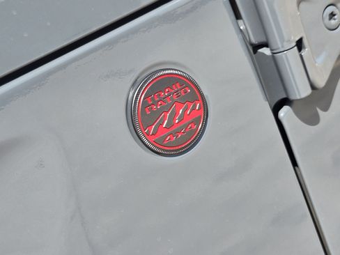 New 2026 Jeep Wrangler Unlimited Rubicon AWD/4WD image 10