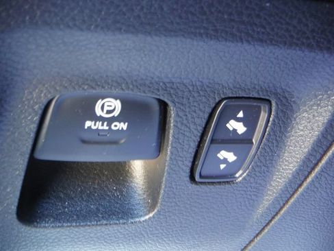 Used 2023 RAM 1500 Big Horn AWD/4WD image 29