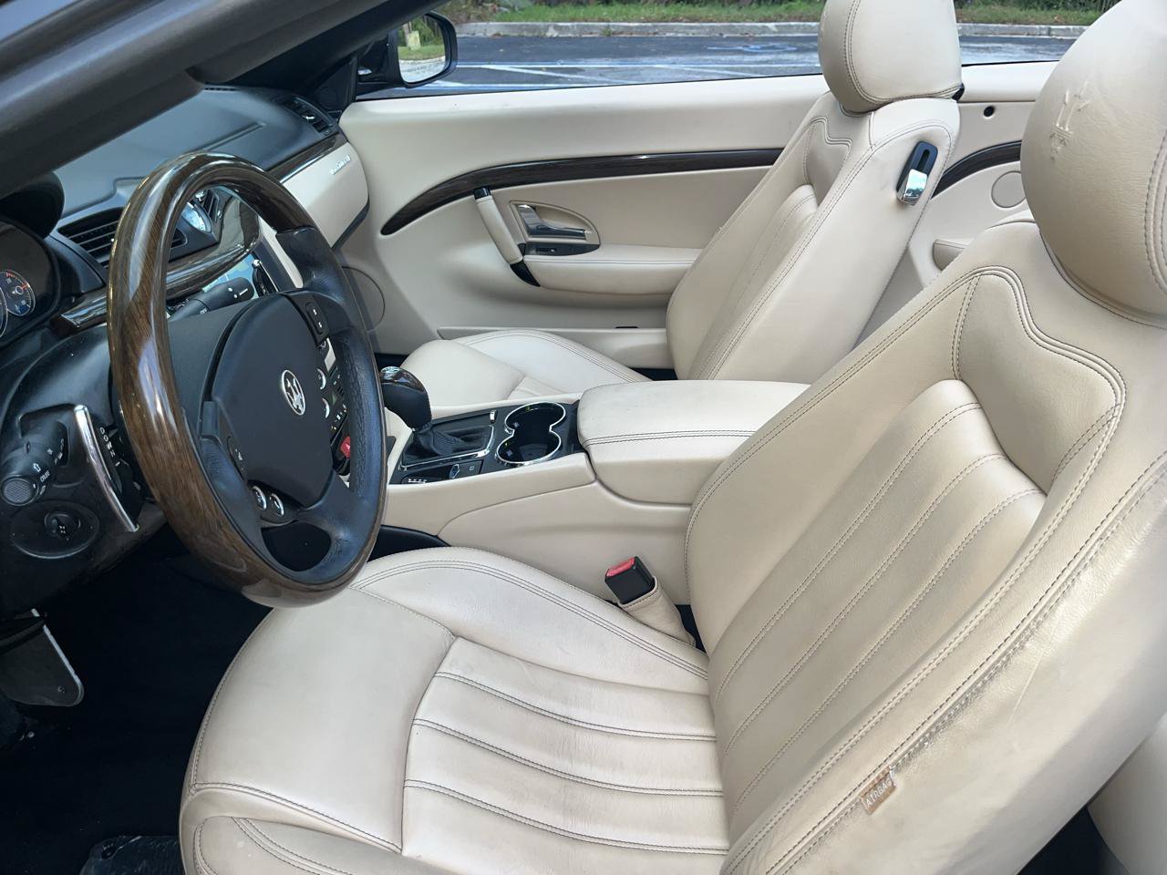Used 2012 Maserati GranTurismo Convertible RWD image 29