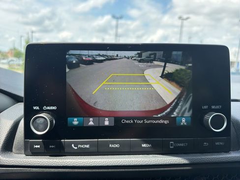 Used 2025 Honda CR-V EX image 19