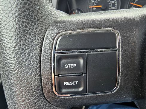 Used 2016 Jeep Patriot Sport FWD image 33