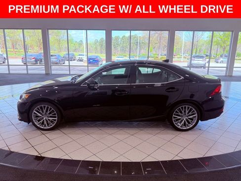 Used 2016 Lexus IS 300 AWD image 4