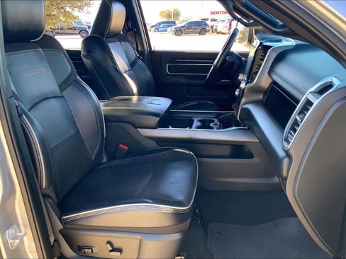 Used 2022 RAM 2500 Laramie w/ Night Edition image 16