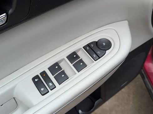 Used 2007 GMC Acadia SLT FWD image 11