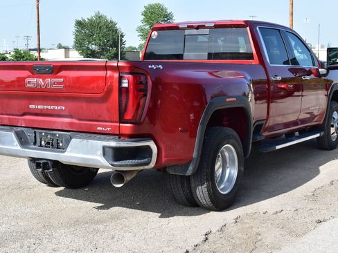 Used 2025 GMC Sierra 3500 SLT w/ SLT Premium Package AWD/4WD image 5