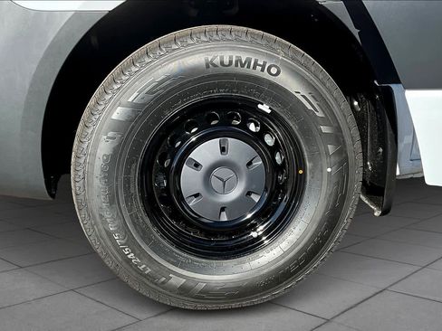 New 2026 Mercedes-Benz Sprinter 2500 image 11