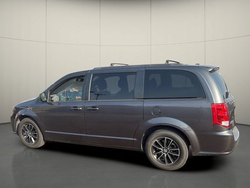 Used 2018 Dodge Grand Caravan GT FWD image 5