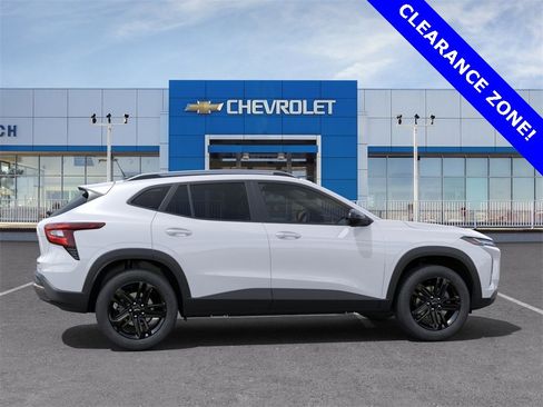 New 2025 Chevrolet Trax ACTIV w/ Driver Confidence Package image 5