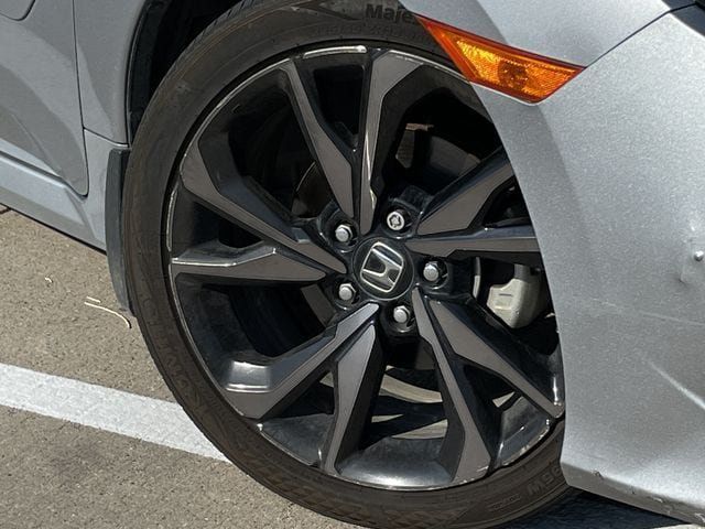 Used 2020 Honda Civic Sport image 9