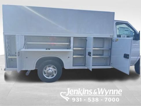 New 2025 Ford E-350 and Econoline 350 Super Duty w/ Power Equipment Group image 9