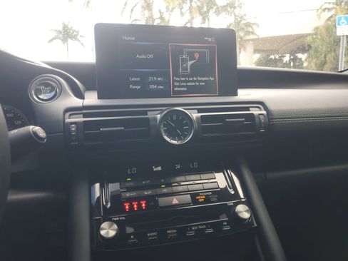 Used 2025 Lexus IS 300 w/ Comfort Package RWD image 29