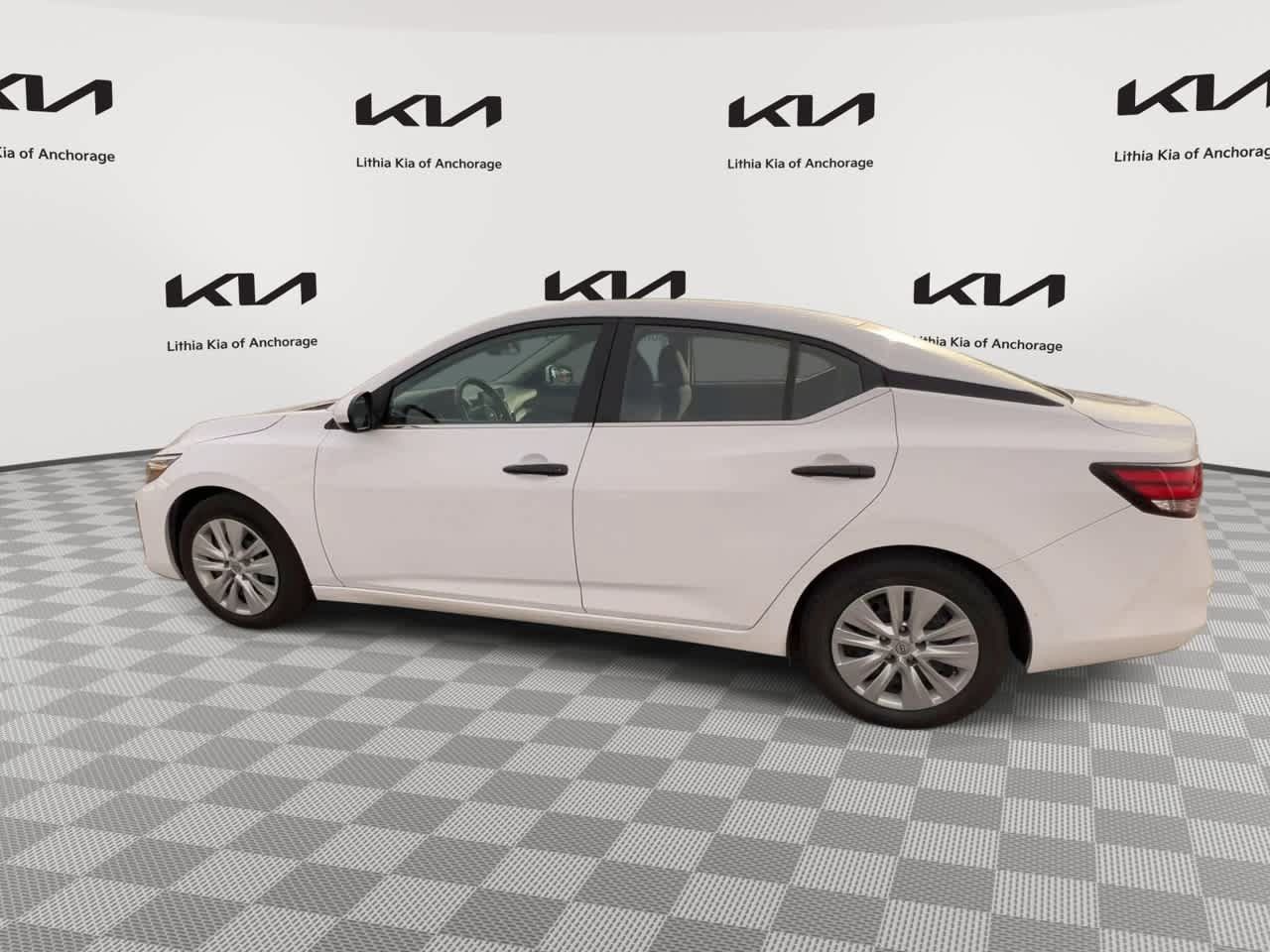 Used 2024 Nissan Sentra S FWD image 5
