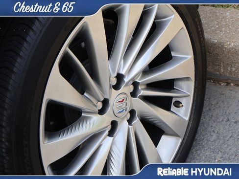 Used 2025 Buick Envision Avenir AWD/4WD image 24
