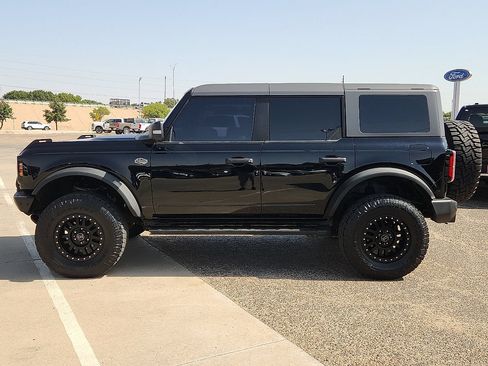 Used 2023 Ford Bronco Wildtrak AWD/4WD image 2