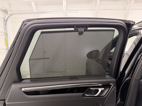 New 2026 Porsche Macan Turbo image 23