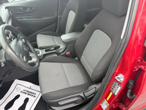 Used 2019 Hyundai Kona SE FWD image 11