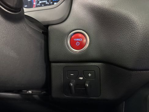 Used 2022 Toyota Tundra TRD Pro AWD/4WD image 23