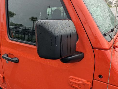 Used 2023 Jeep Wrangler Unlimited Sport AWD/4WD image 12