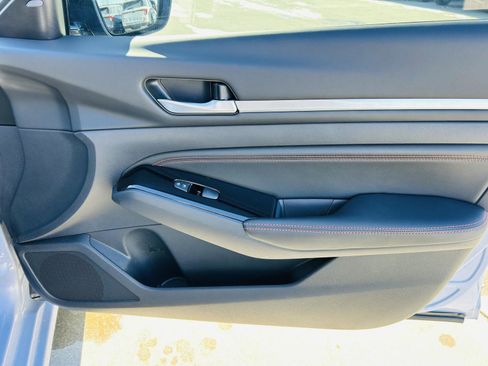 Used 2023 Nissan Altima 2.5 SR image 27