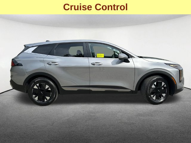 Used 2026 Kia Sportage LX FWD image 13