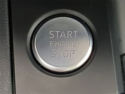 Used 2024 Audi A4 2.0T Premium Plus image 34