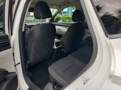 Used 2024 Hyundai Tucson SEL FWD image 9