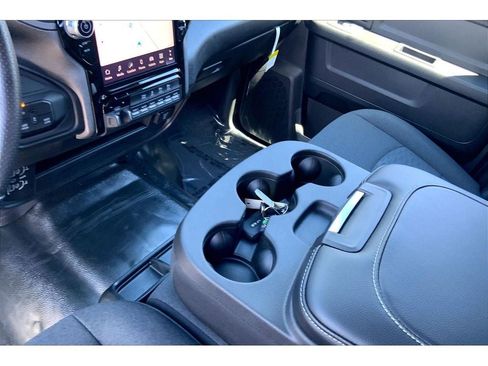 New 2026 RAM 2500 Tradesman AWD/4WD image 9