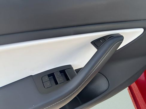 Used 2018 Tesla Model 3 Performance AWD/4WD image 34