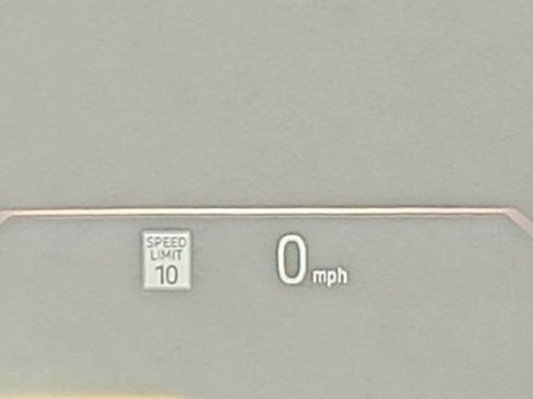 Used 2023 BMW 740i w/ Executive Package image 43