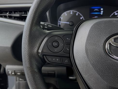 Used 2024 Toyota Corolla LE image 19