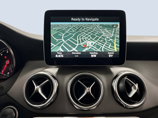 Used 2018 Mercedes-Benz GLA 250 4MATIC image 23