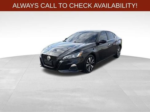Used 2021 Nissan Altima 2.5 SV image 3