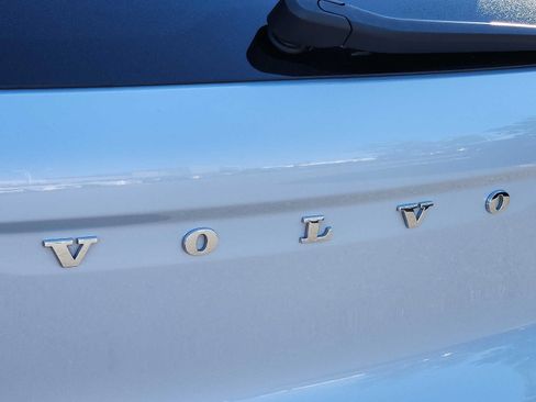Used 2022 Volvo XC40 T5 R-Design w/ Advanced Package AWD/4WD image 29