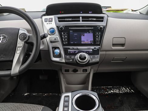 Used 2015 Toyota Prius V Three image 13