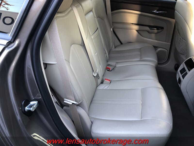Used 2015 Cadillac SRX Performance w/ Driver Awareness Package AWD/4WD image 21