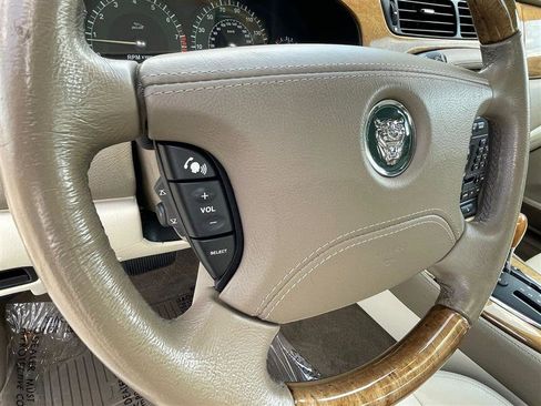 Used 2004 Jaguar S-TYPE 3.0 image 16